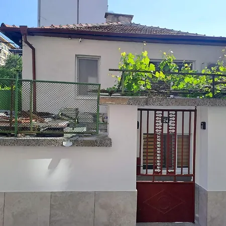 House Chaya Apartament